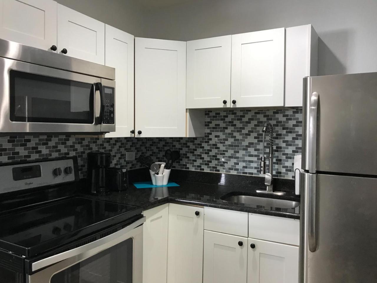 Pompano Breeze Aparthotel