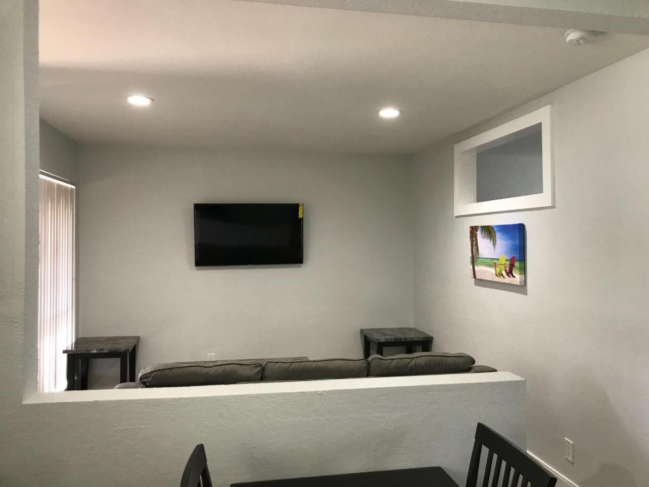 Aparthotel Pompano Breeze 2*