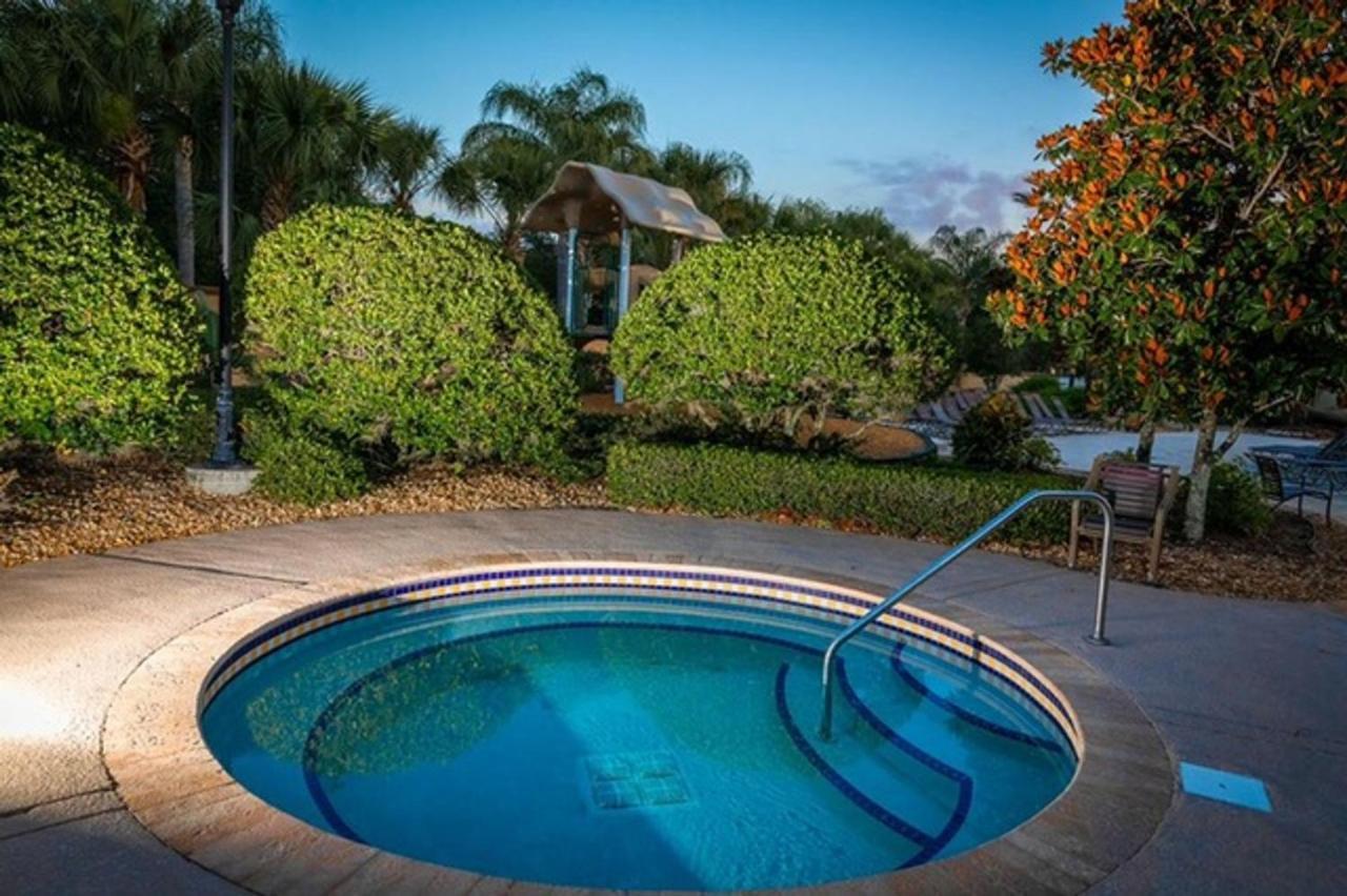 Apartment Regal Palms & 302