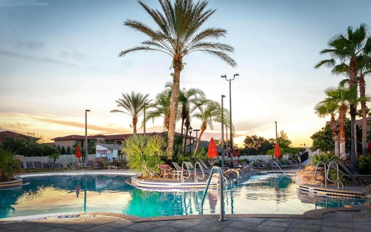Regal Palms & 302 Apartment
