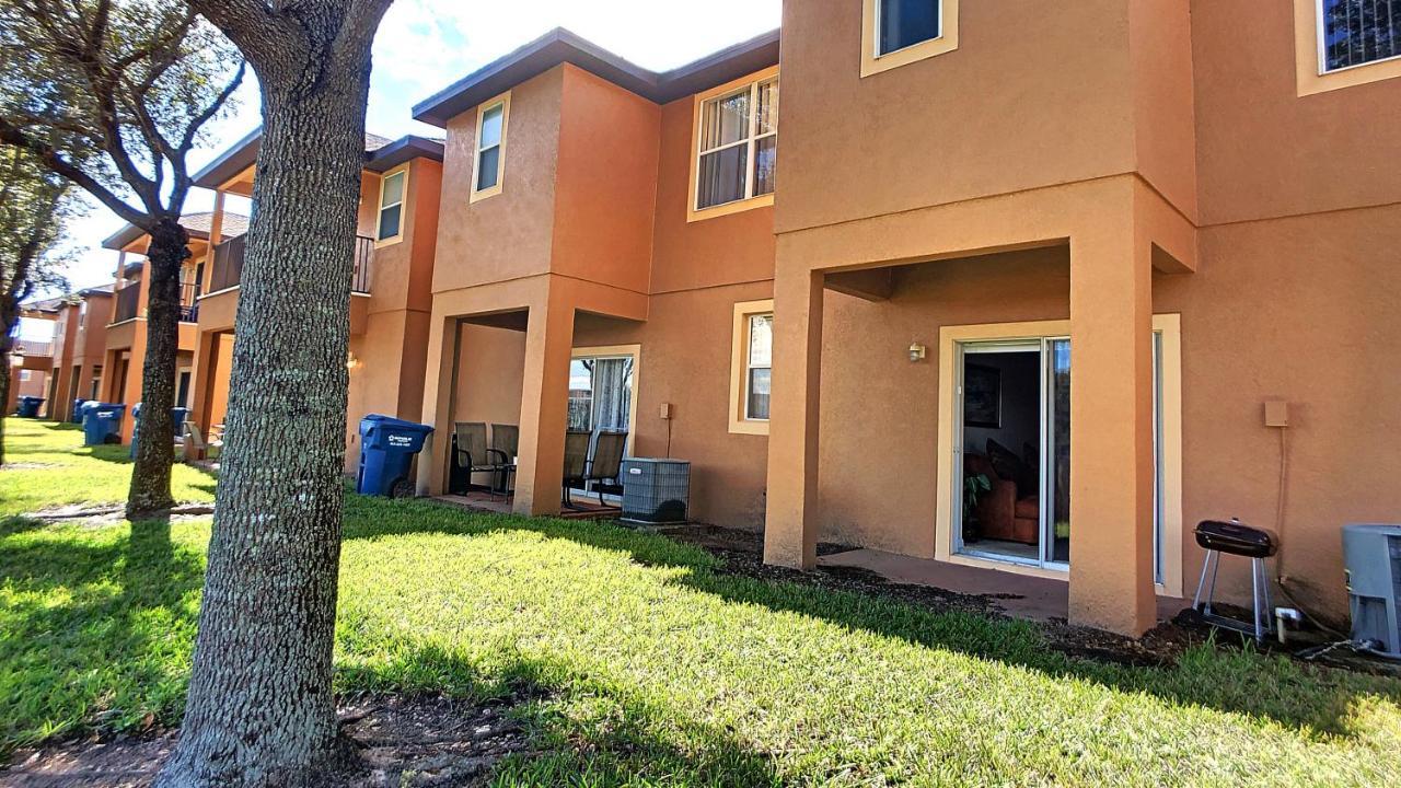 Regal Palms & 2122 Apartment