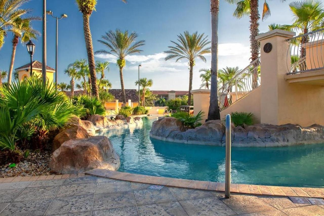 Regal Palms & 302 * Four Corners