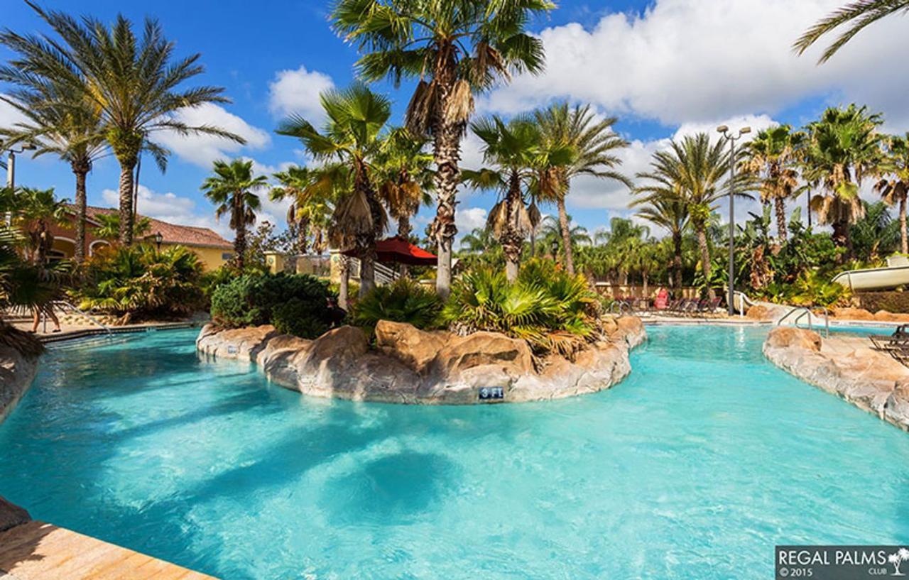 Regal Palms & 2122 * Four Corners