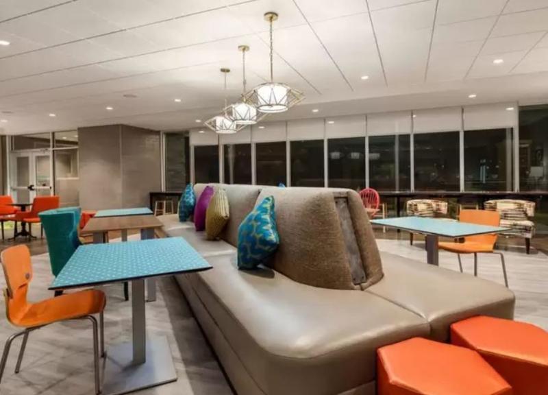 Hotel Home2 By Hilton Bradenton Airport