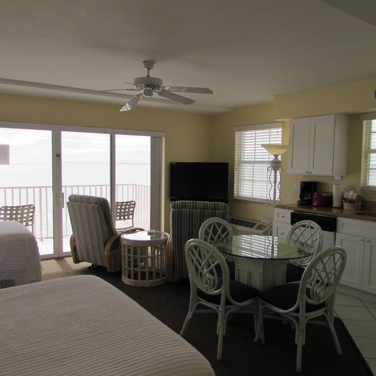 Edison House 2*