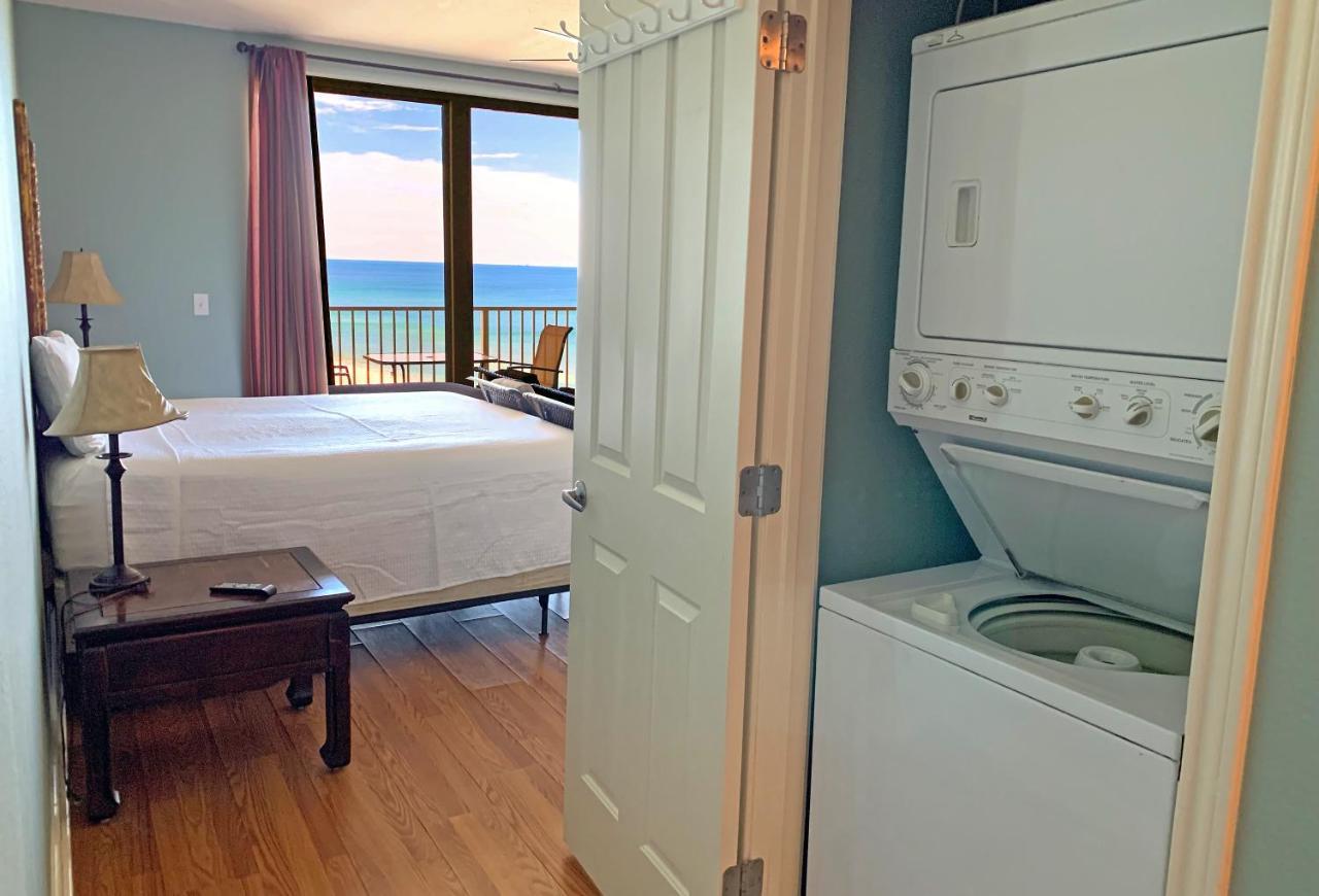 Shores Of Panama Apartment