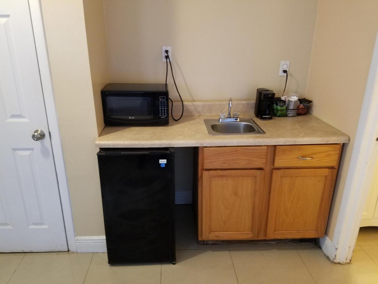 Haven - Lauderdale Airport & Cruise Port Motel 2*