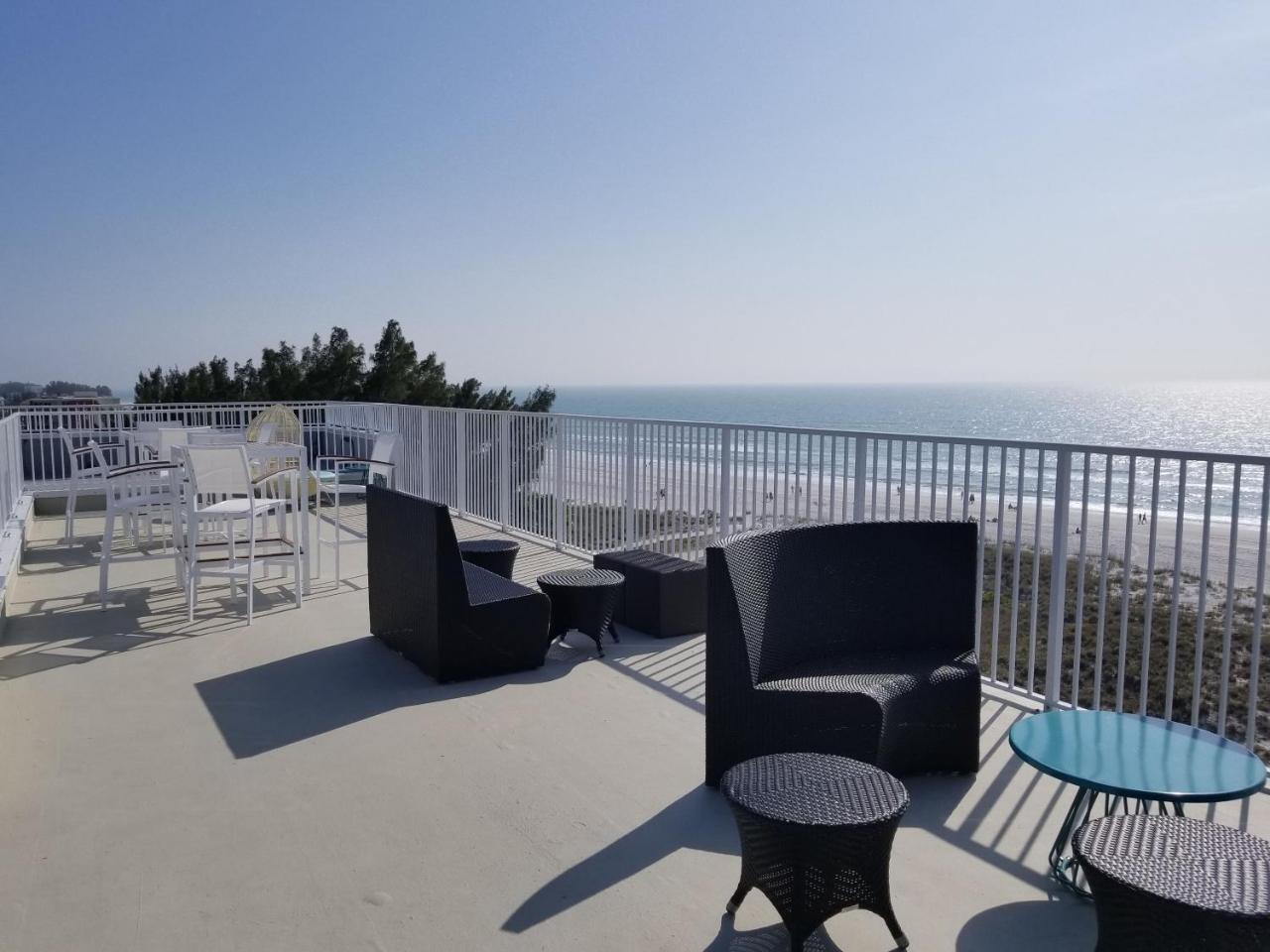 Aparthotel Provident Oceana Beachfront