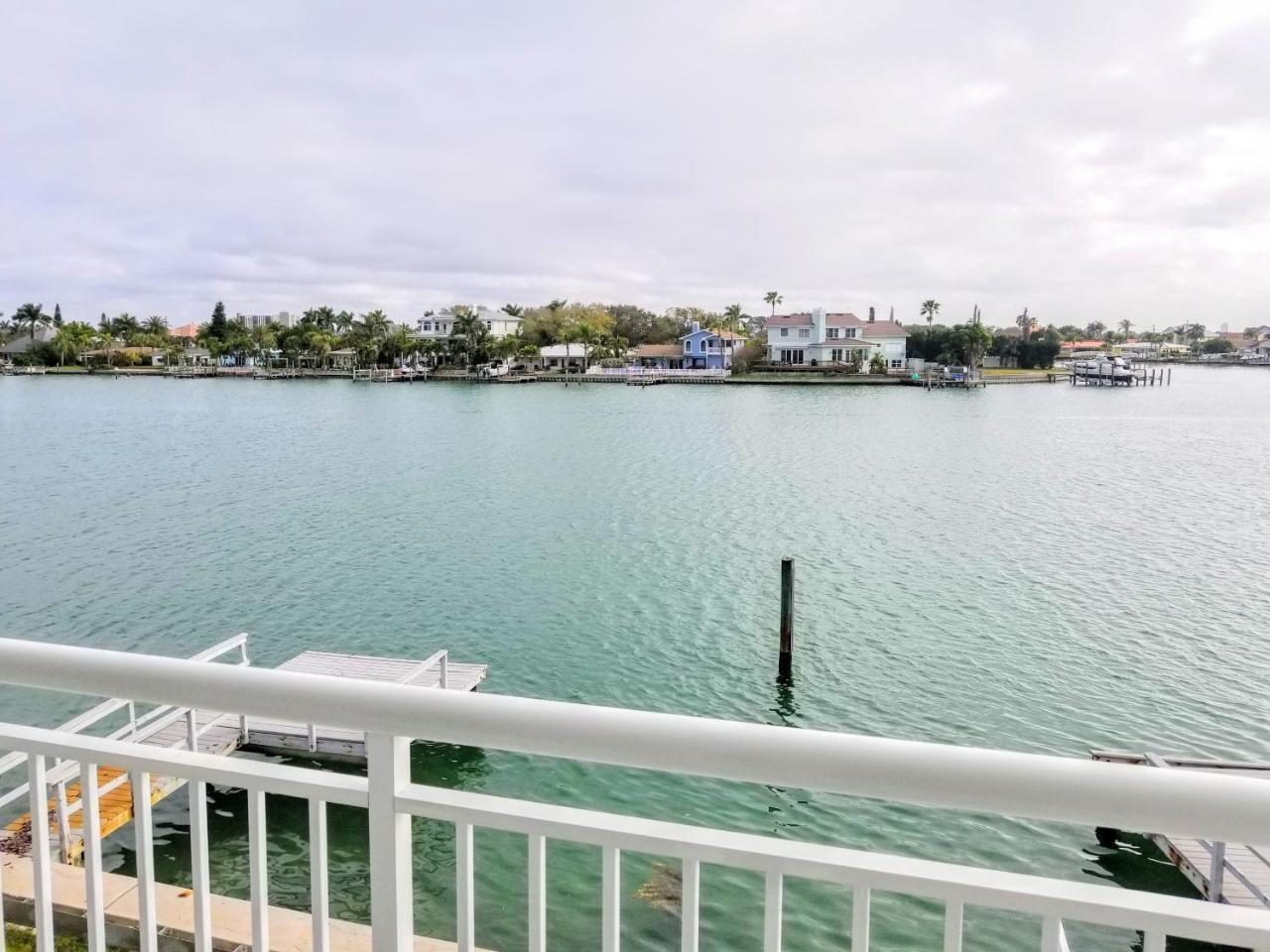 Provident Oceana Beachfront Aparthotel 4*