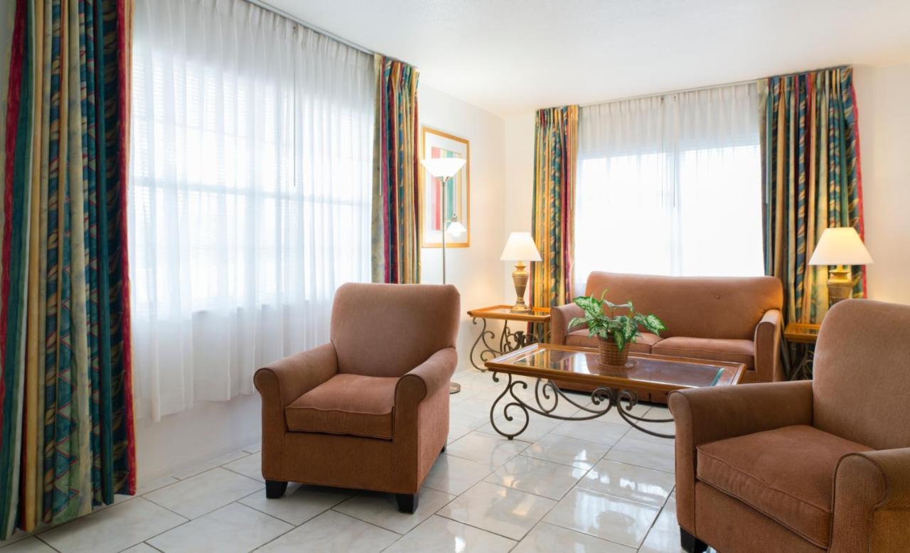 Hotel Carriage House Deerfield Beach