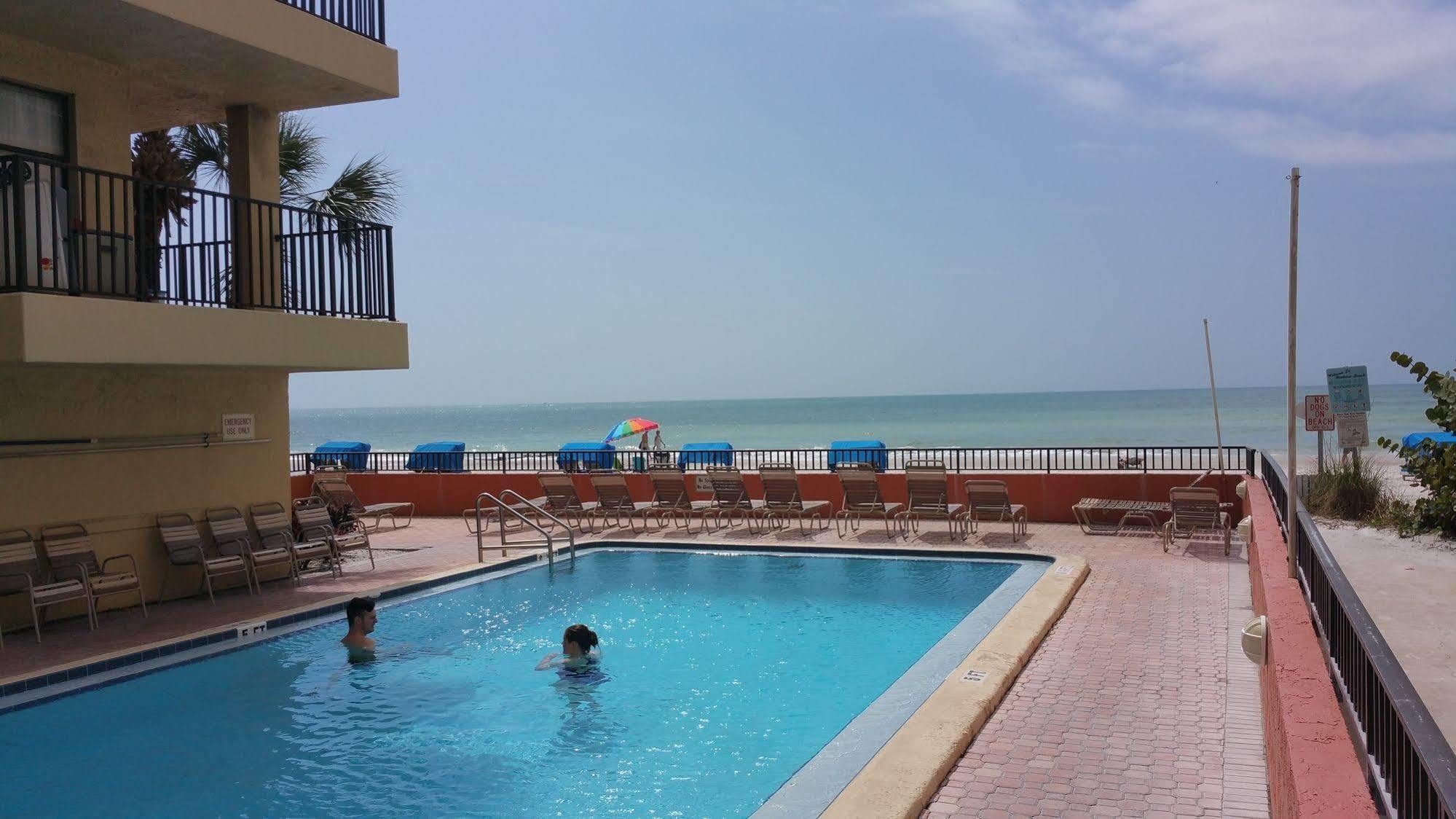Las Brisas Hotel Madeira Beach