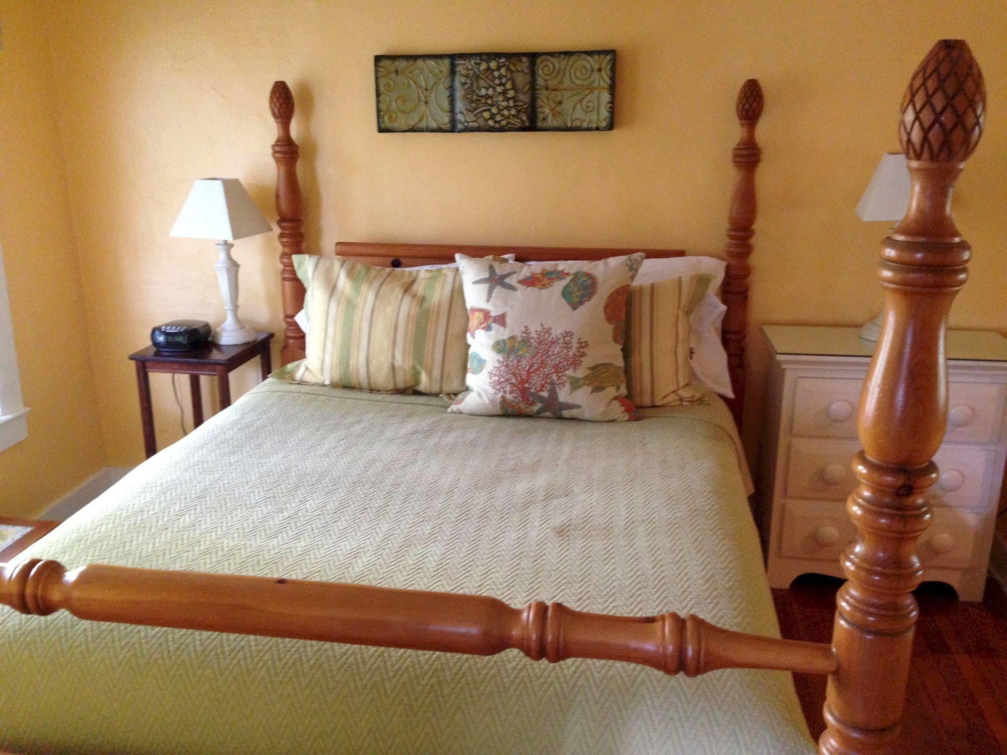 Mango Bed & Breakfast