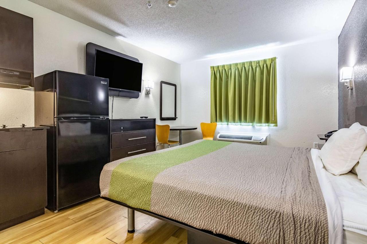 6 Pensacola, Fl Hotel