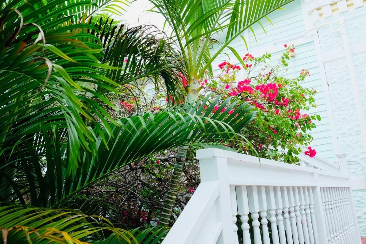 The Casablanca Bed & Breakfast Key West