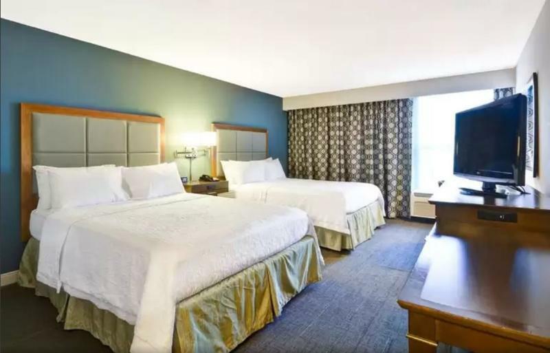 Hotel Hampton I-75 Bee Ridge 3*