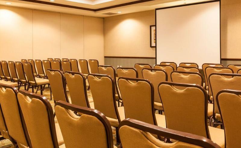 Hilton Garden Miami Airport West Hotel 3*