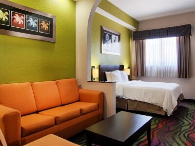 Days & By Wyndham North Naples 3* Bonita Springs