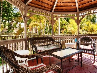 Days & By Wyndham North Naples Hotel
