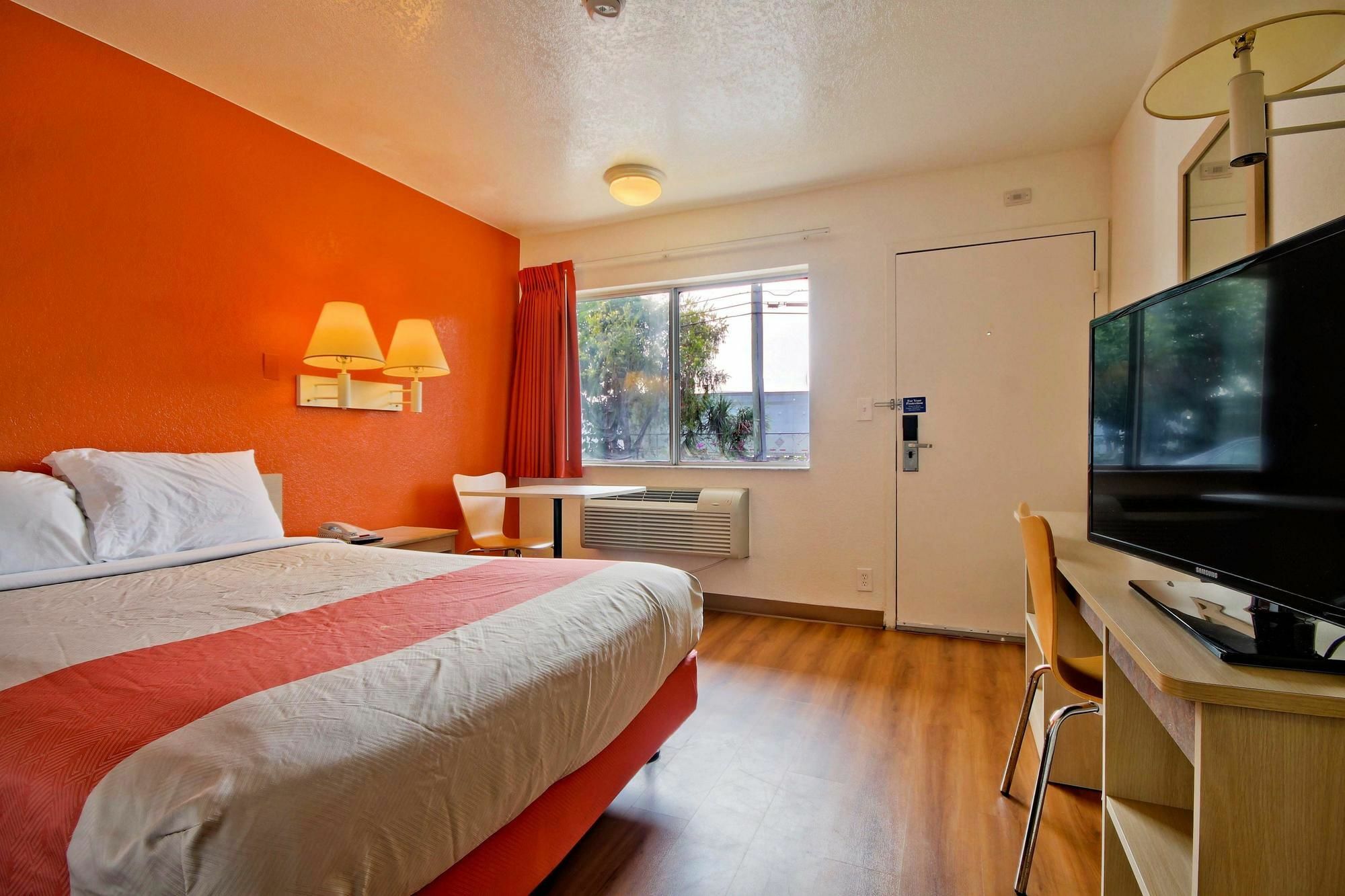 Travelodge By Wyndham Pompano