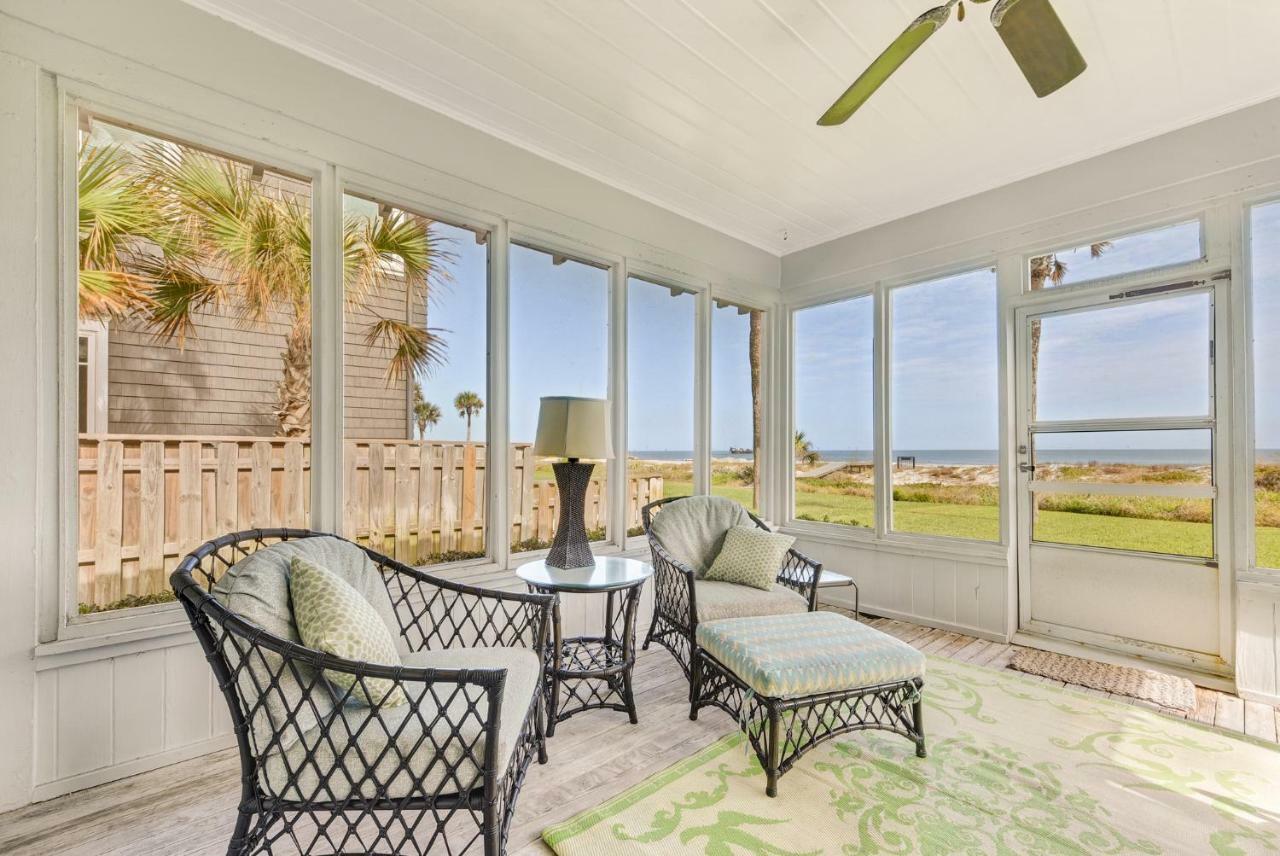 Holiday home 3939 Duval Drive Beachfront, 5 Bedrooms, Gas Grill, Wifi, Sleeps 10 Jacksonville Beach
