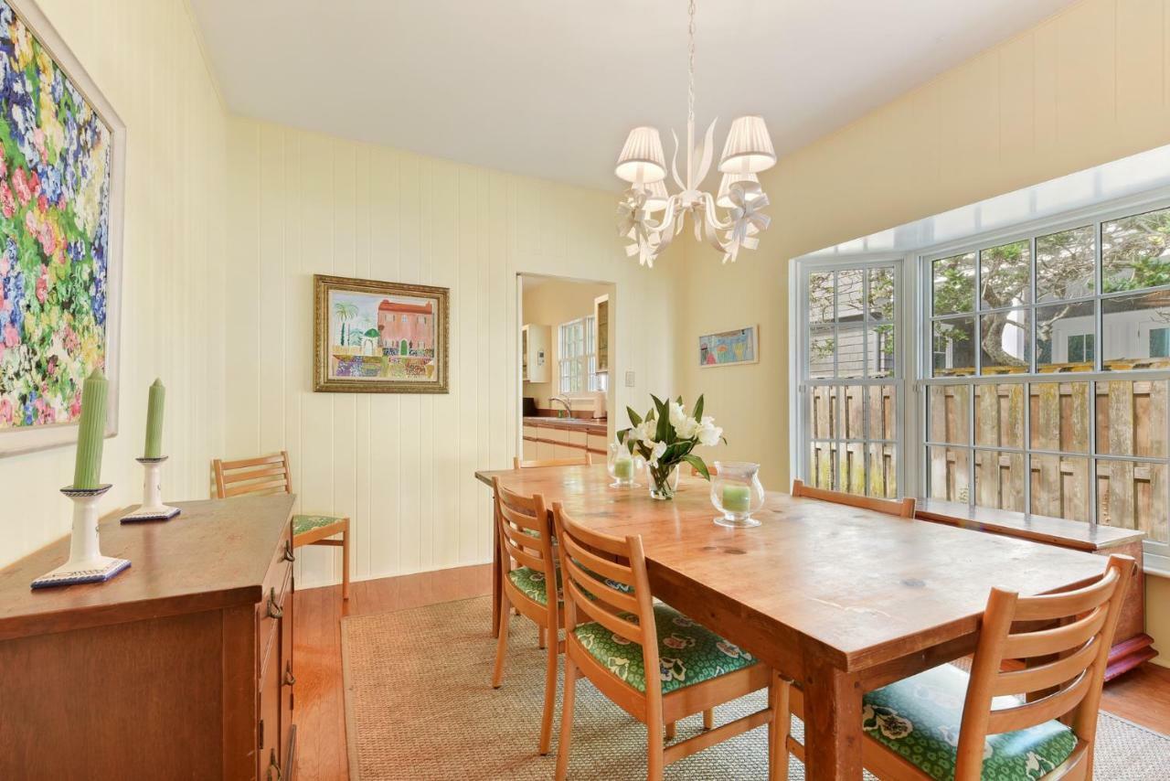 3939 Duval Drive Beachfront, 5 Bedrooms, Gas Grill, Wifi, Sleeps 10