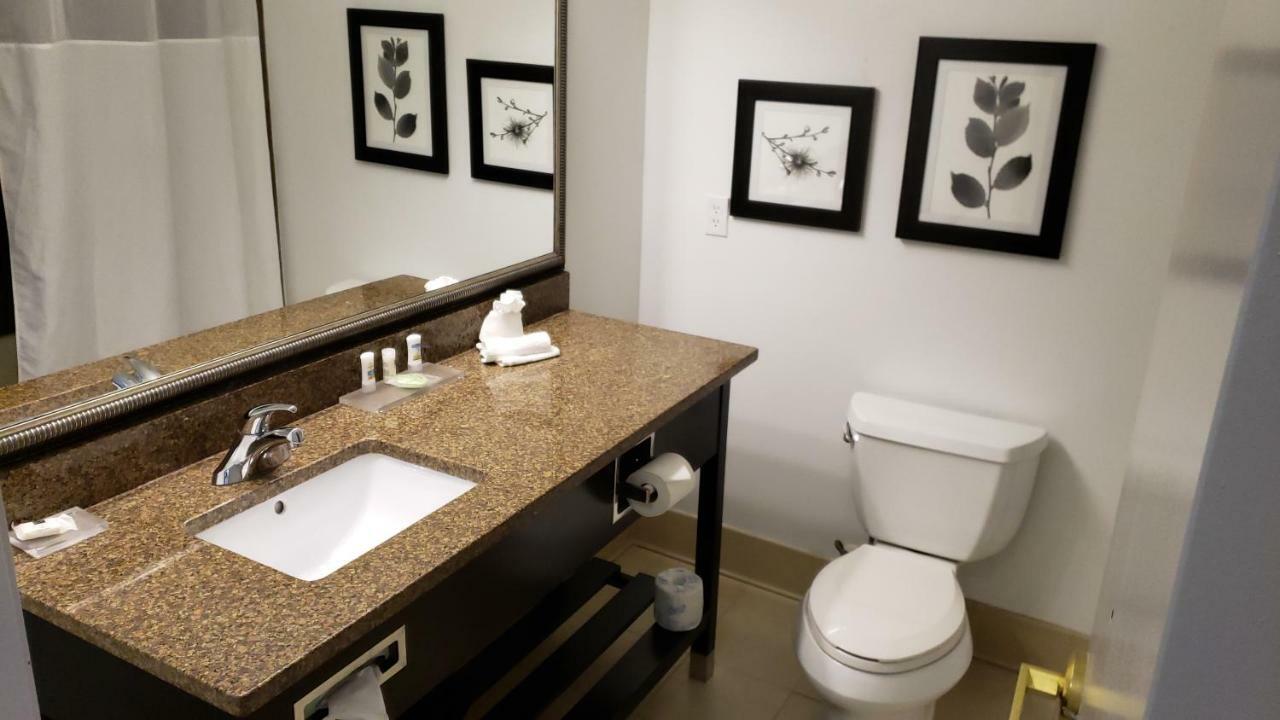 Hotel Country & By Radisson, Bradenton-lakewood-ranch, Fl 3*