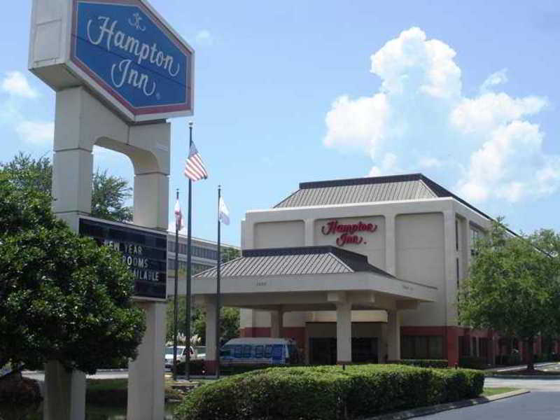 Hotel Country & By Radisson, I-95 South, Fl 3*