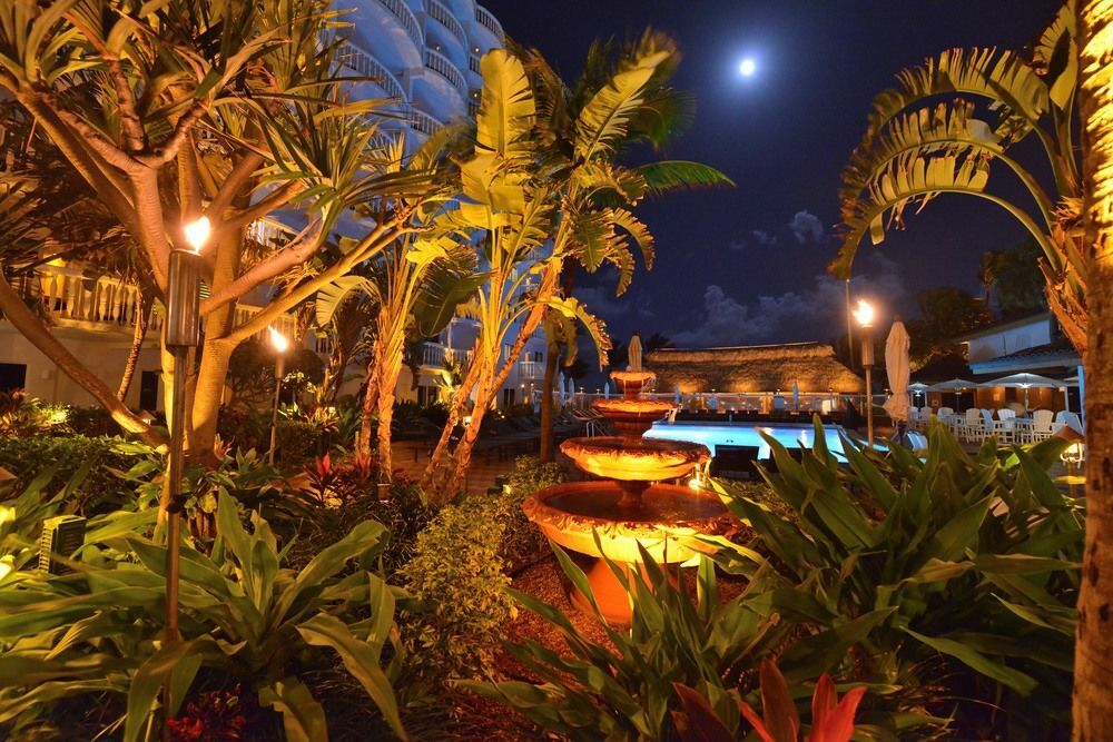 Resort Beachcomber & Club