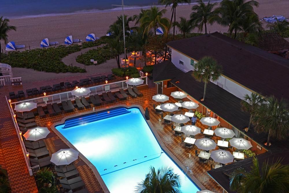 Beachcomber & Club Resort 3*