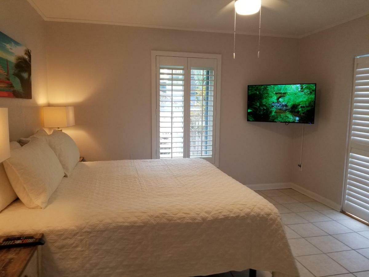 Motel Haley's At Anna Maria Island 2*