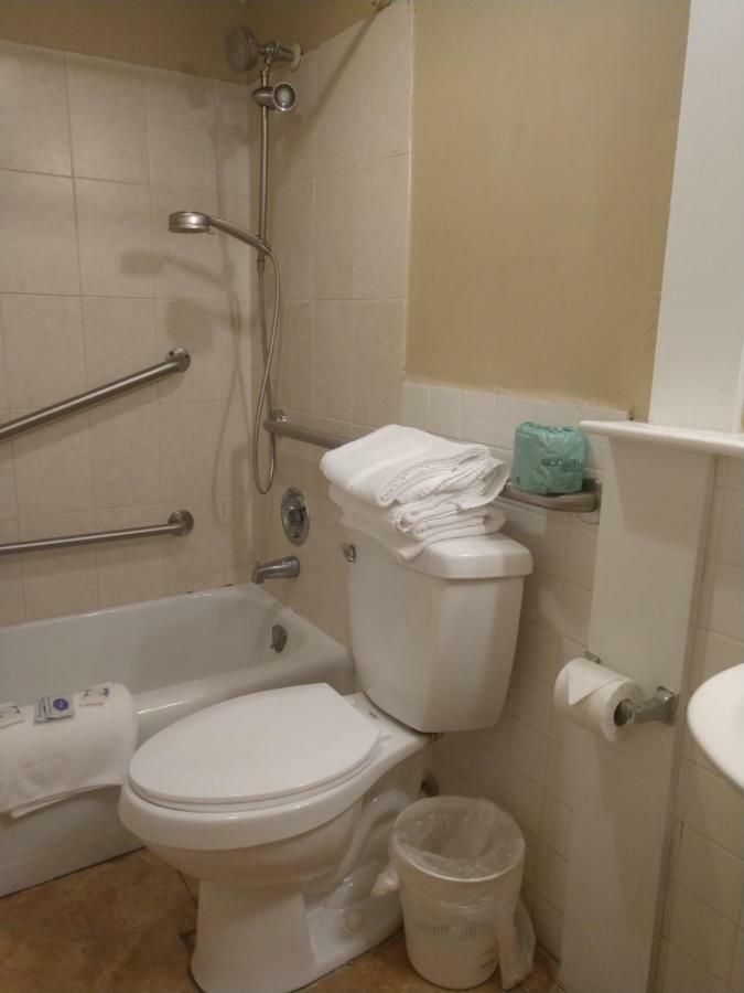 Executive Economy Motel *