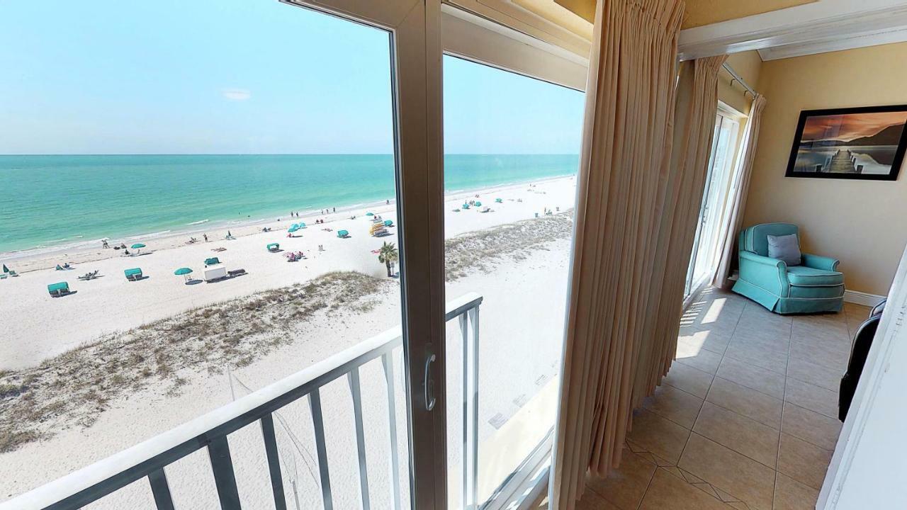 Island Hotel 2*