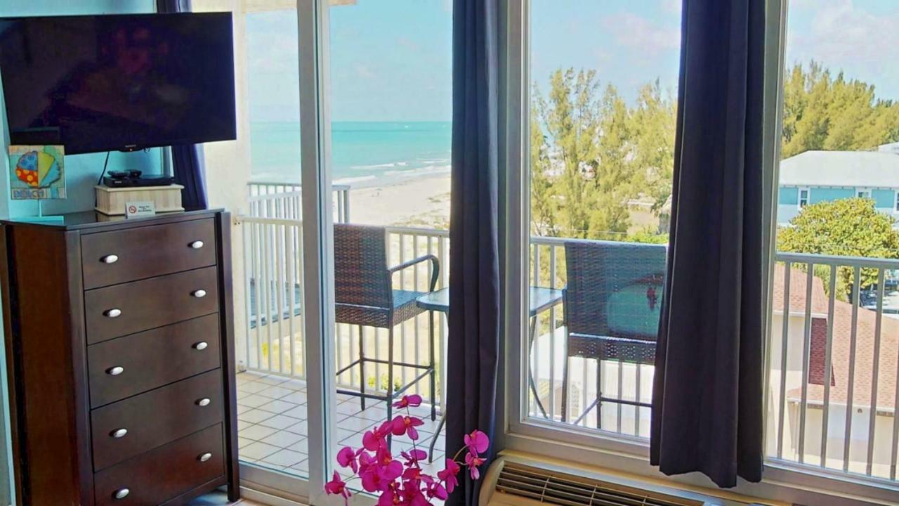 Island Hotel St. Pete Beach