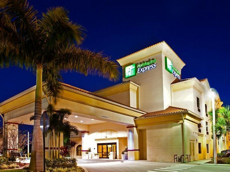 Hotel Express Stuart By Ihg Palm City