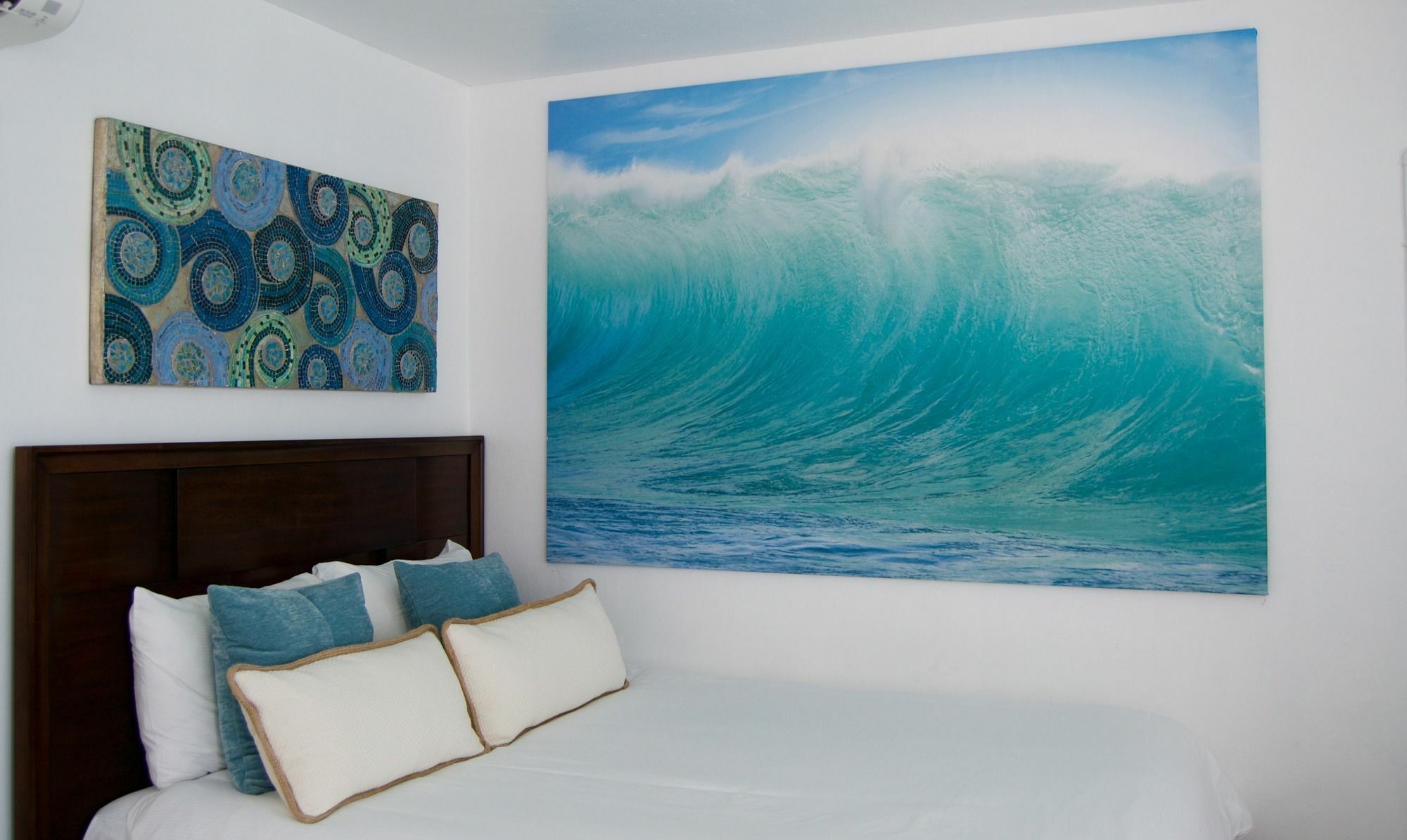 Makani House 335 Hotel 4*