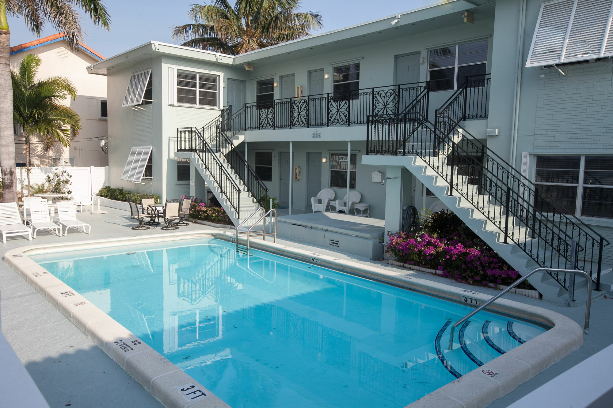 Hotel Makani House 335