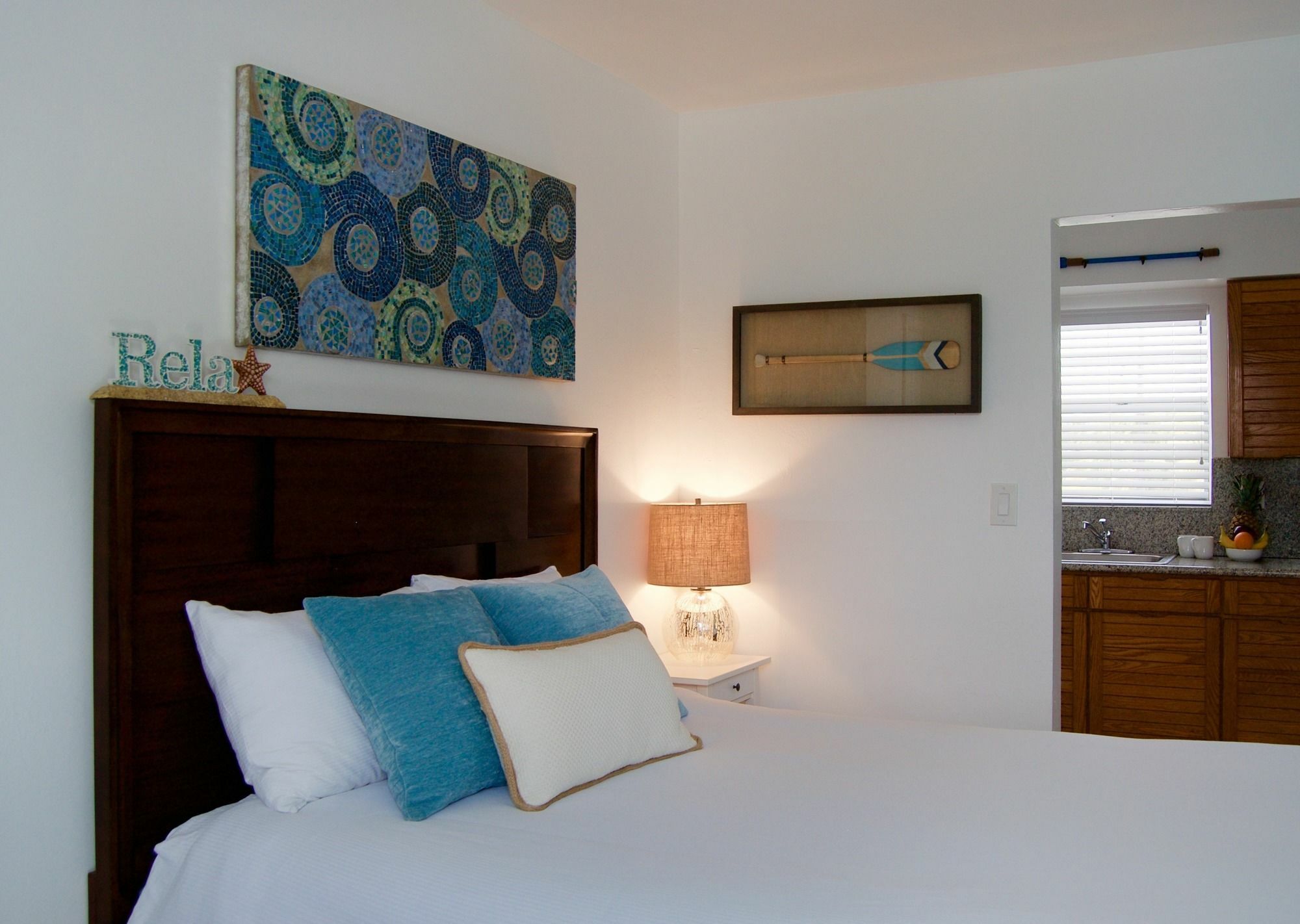 Makani House 335 Hollywood