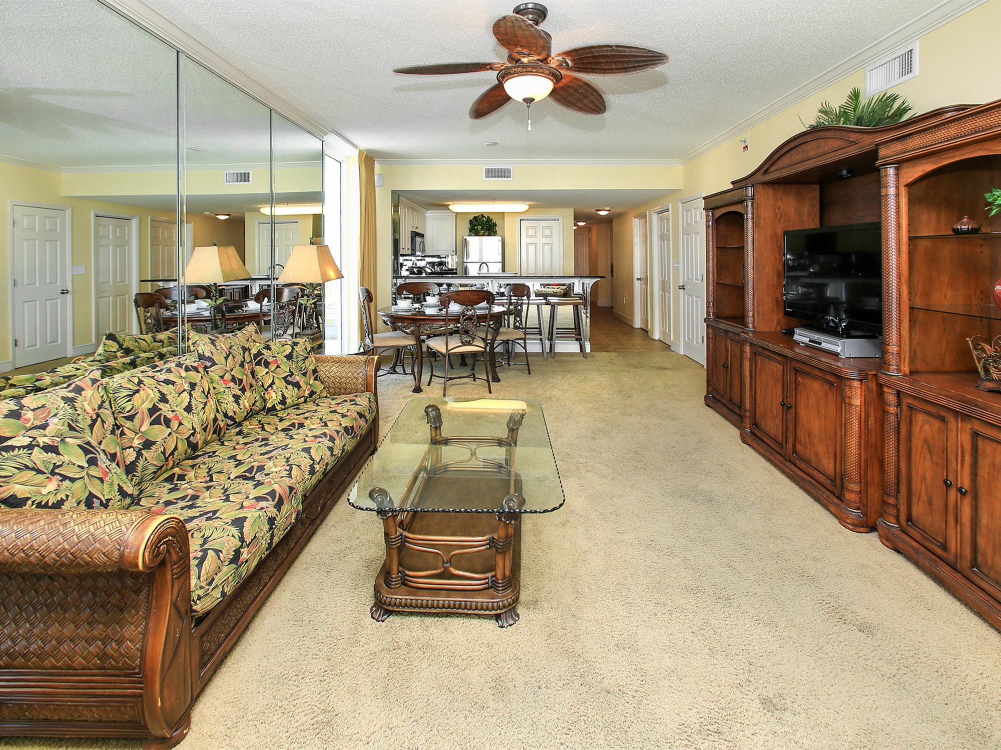 Majestic 1 401 By Redawning Hotel Panama City Beach