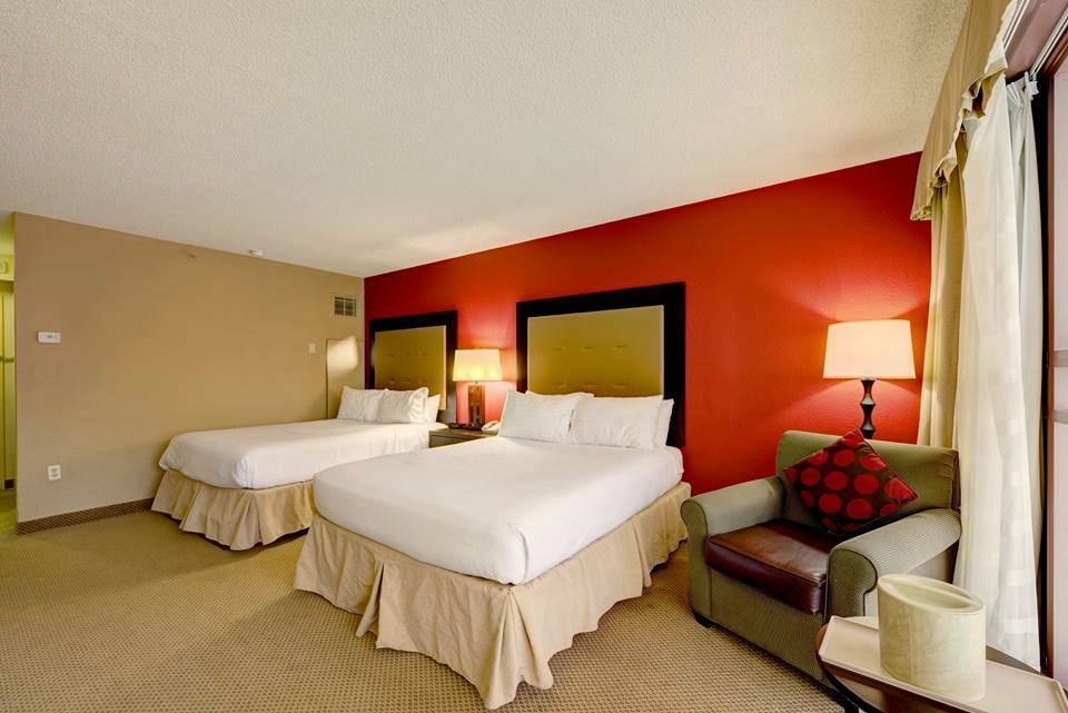 Sawgrass Grand And Sports Complex Hotel
