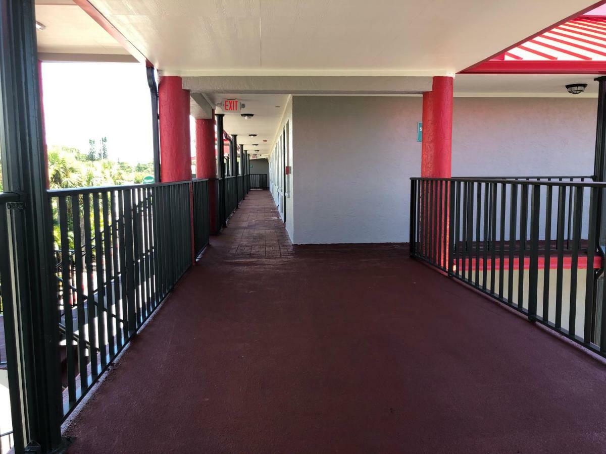 Sun Coast Motel