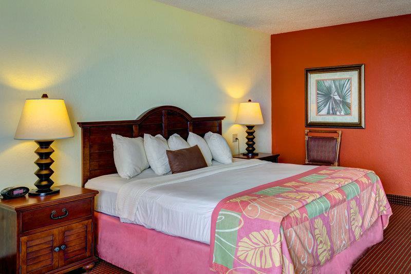 Hotel Western Aku Tiki 3*