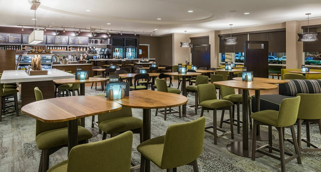 Courtyard Myers At I-75 And Gulf Coast Town Center 3*