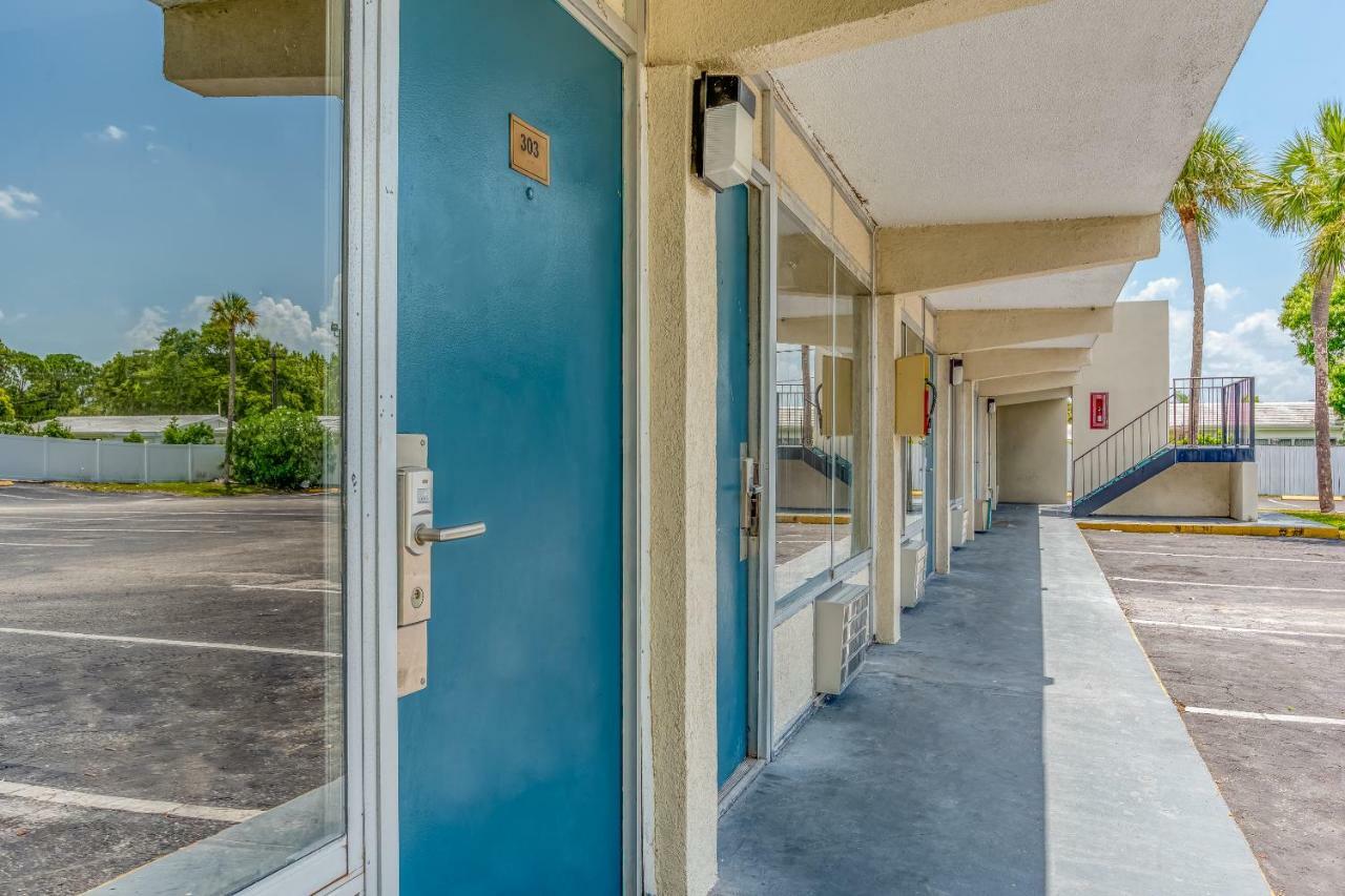 Hotel Bayside - Clearwater 2*