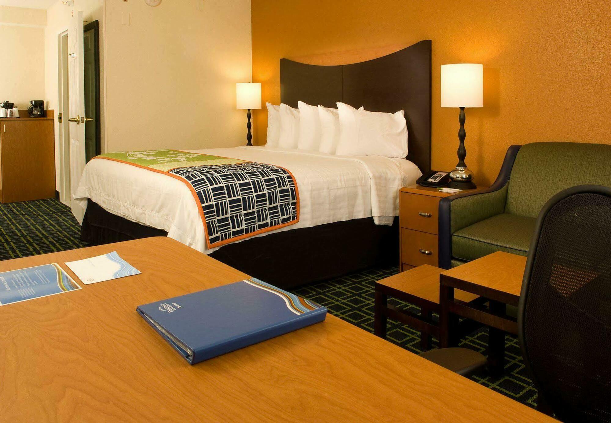 Fairfield & By Marriott Orlando Buena Vista 3*