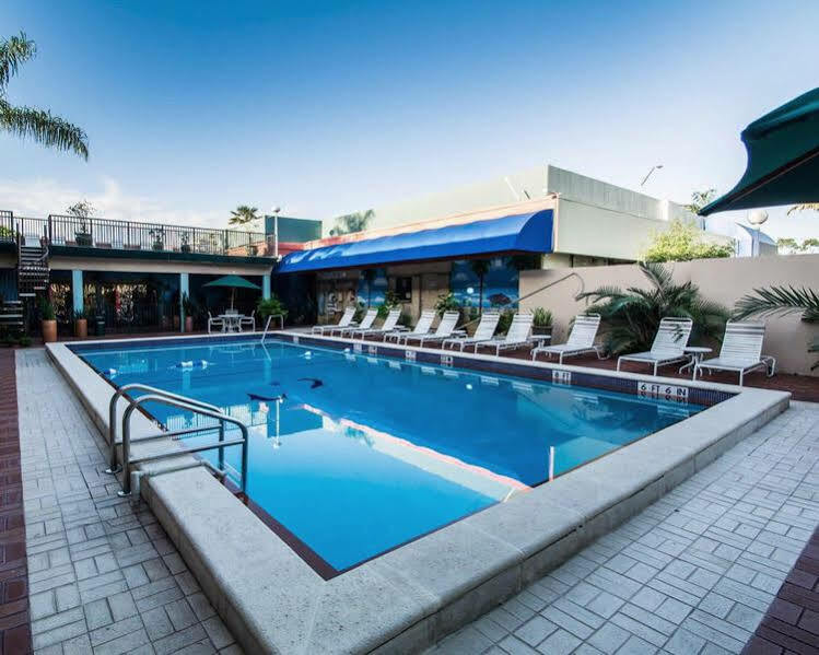 Inn Quality Miami South 2*