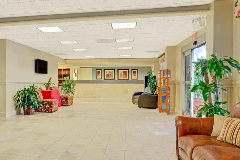 Ramada By Wyndham Waterfront Hotel Sarasota
