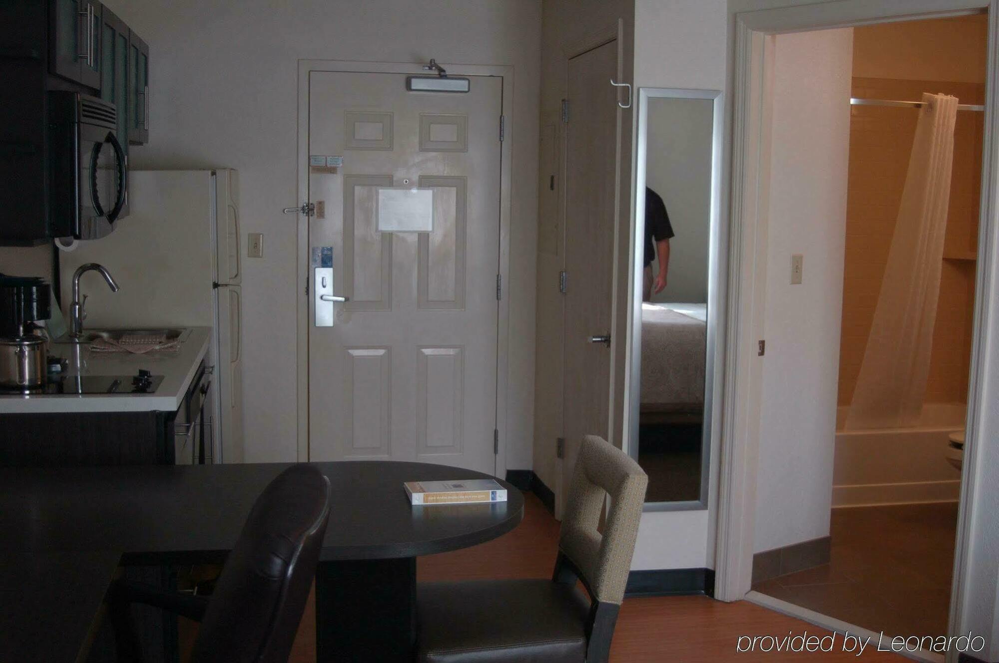 Sonesta Simply Hotel