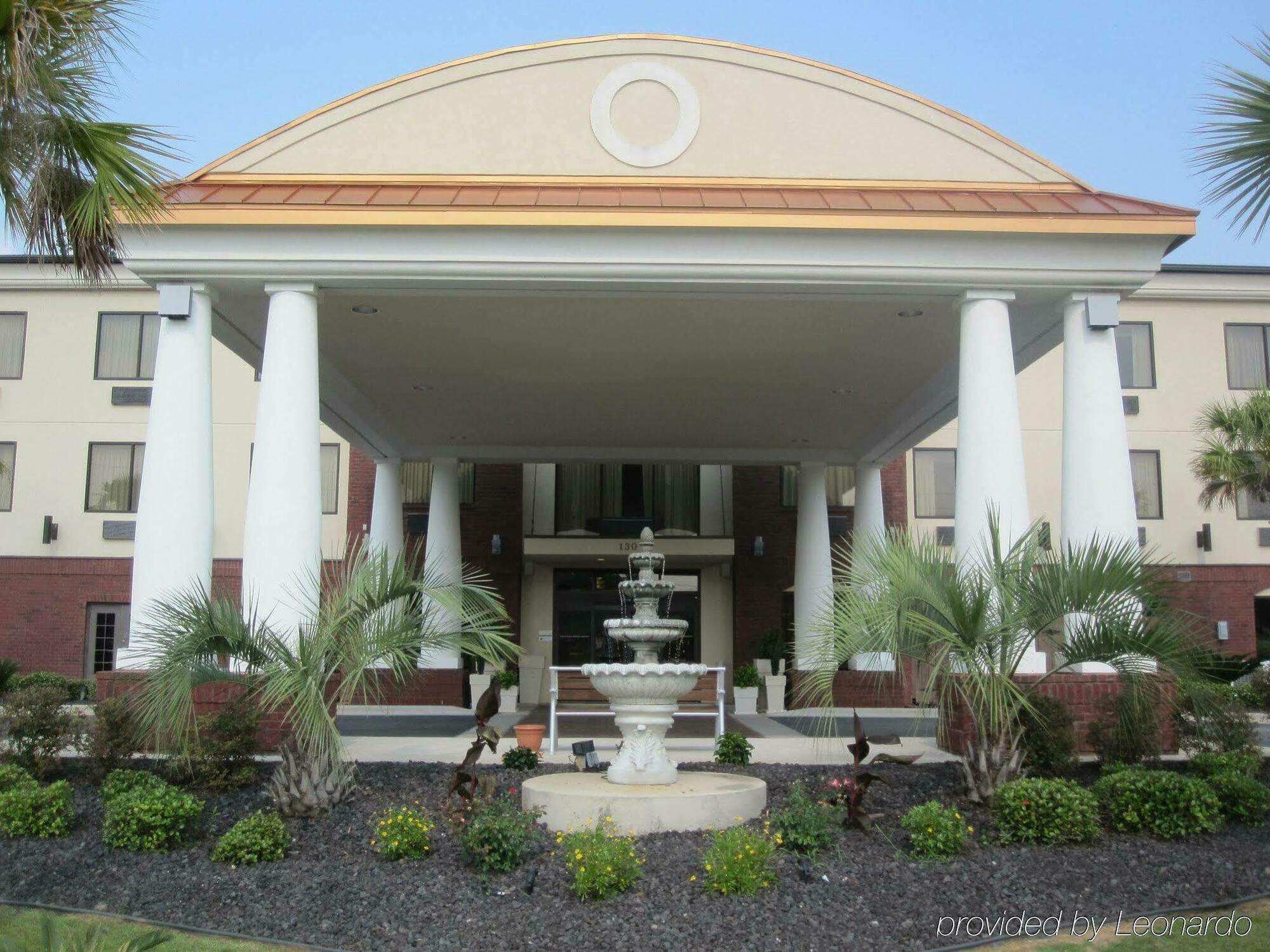 Express & Pensacola West I-10 By Ihg Hotel