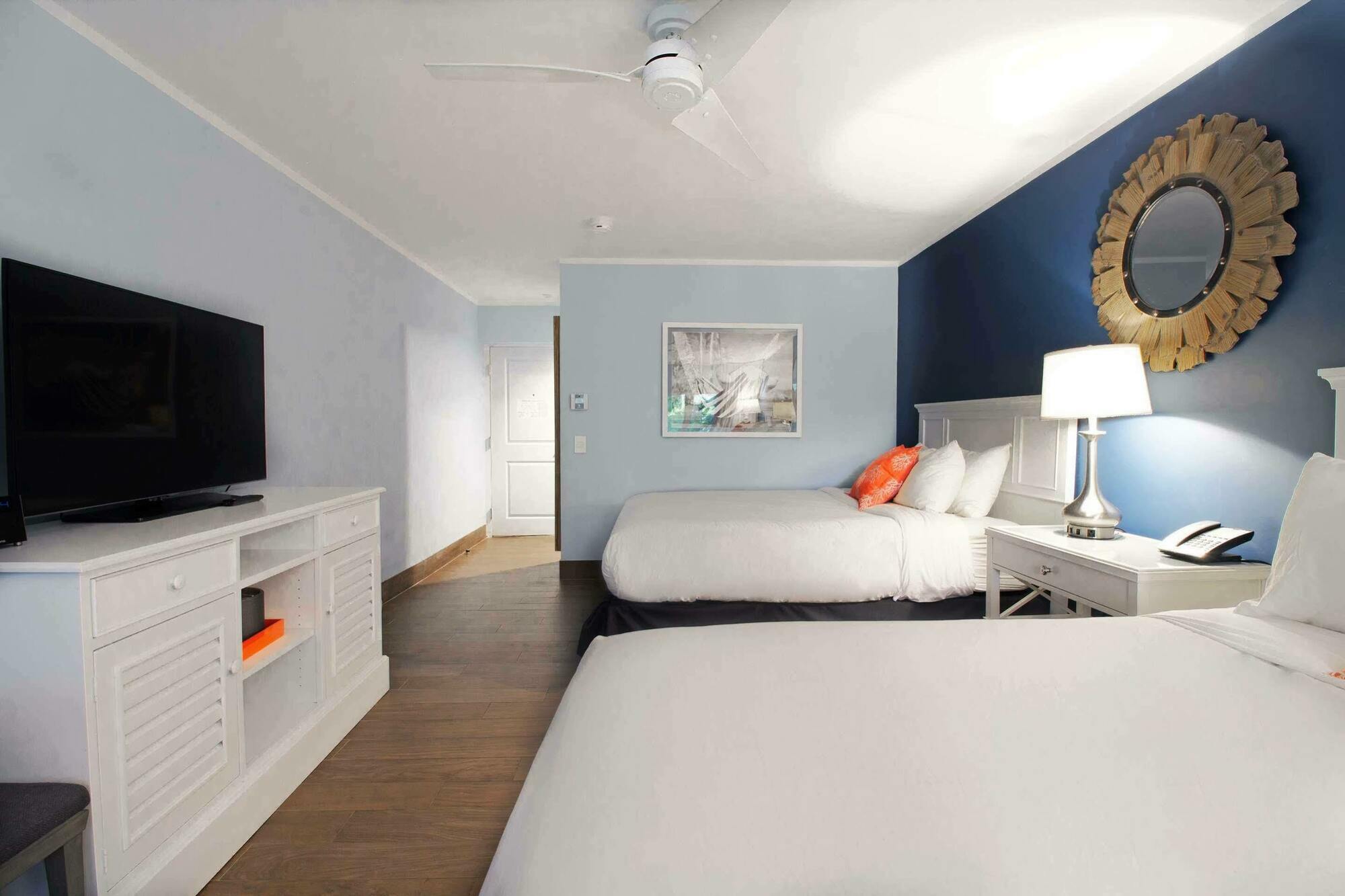 Hotel Banana Bay & Marina 3*