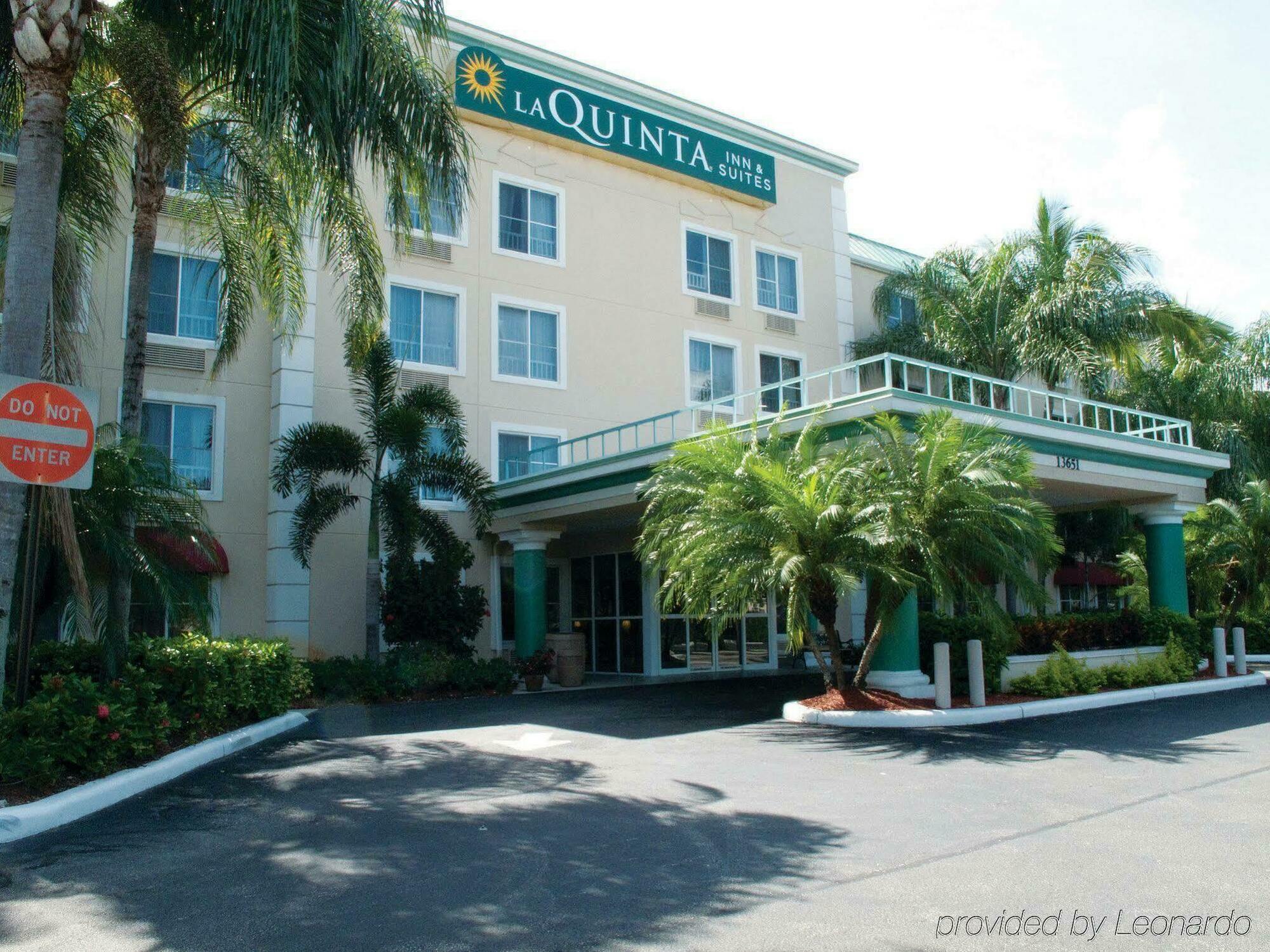 Hotel La Quinta & By Wyndham Sawgrass Sunrise